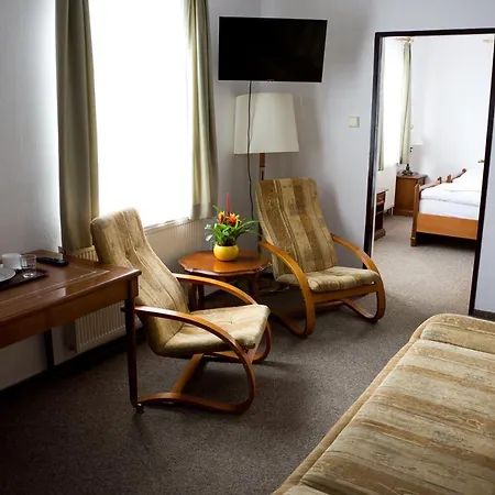 Pod Cernou Vezi B&B