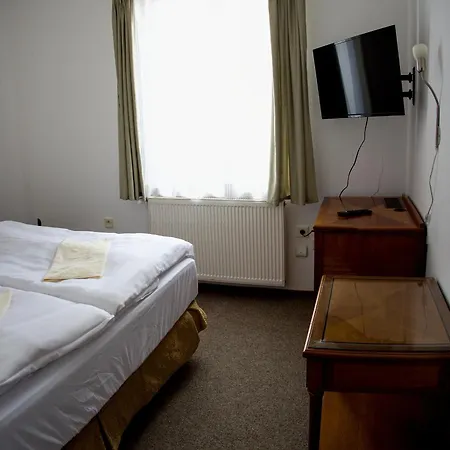 Pod Cernou Vezi Bed & Breakfast